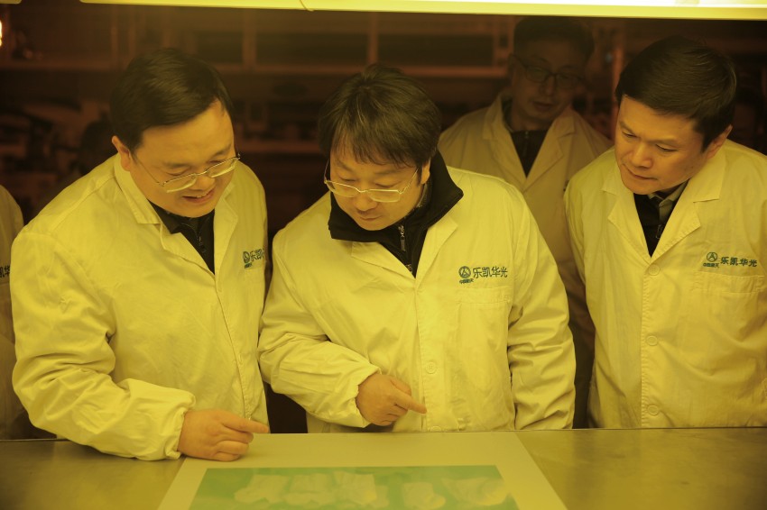 方世力到樂(lè )凱華光檢查指導工作